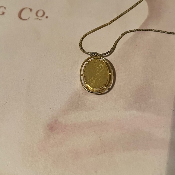 Gold Floral Pendant Necklace - Picture 4 of 5